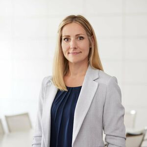 VERA IMMITZER, GESCHÄFTSFÜHRERIN