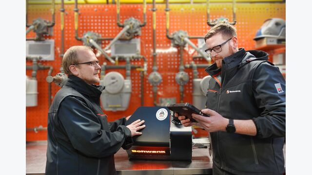 schwank Wasserstoff H2 Erneuerbare Energie Heiztechnik Technologie heizen Dunkelstrahler Industrie