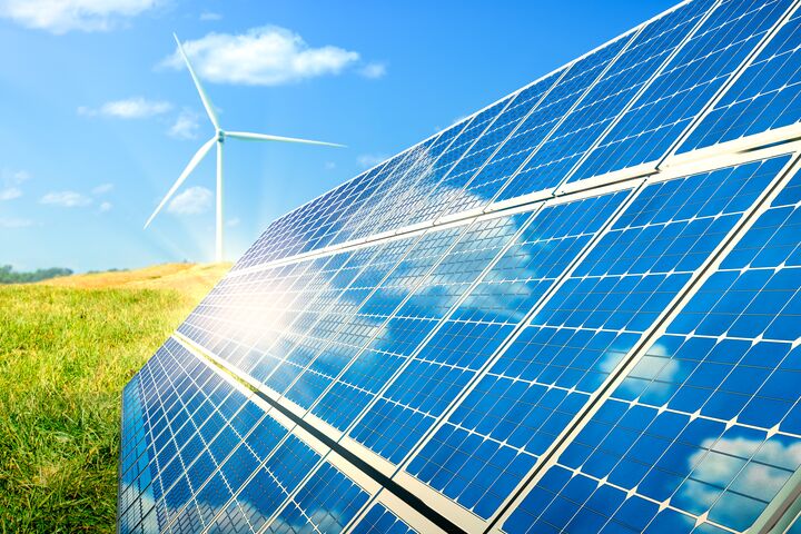 Photovoltaik PV Freifläche Natur Sonnenenergie Energiewende Solaranlage paneele