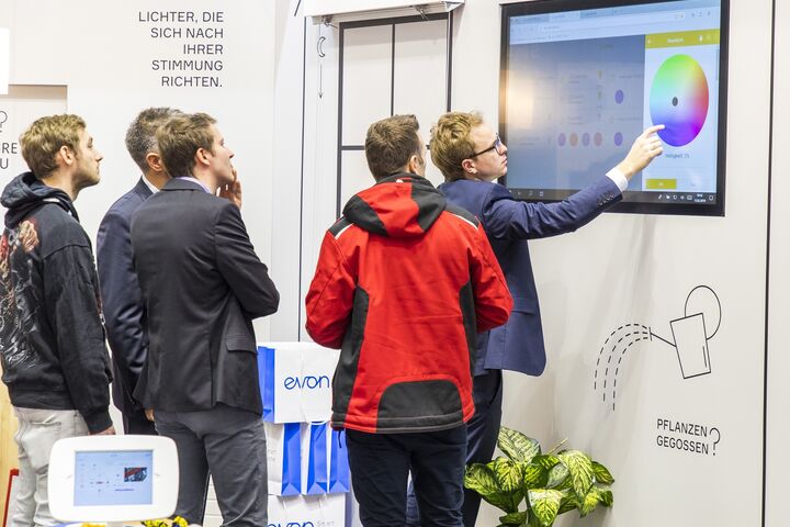 Innovationsplattform Elektrotechnik Lichttechnik Haustechnik Gebäudetechnik Veranstaltung