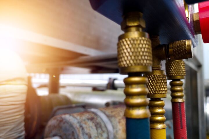 ac, air, automobile, automotive, background, car, check, compressor, condenser, conditioner, conditioning, connector, cool, detection, device, engine, equipment, examine, filling, filter, gage, gauge, hose, indicator, industry, leak, manometer, mechanic, meter, open, pipe, pressure, psi, recharge, refill, refilling, refrigerant, refrigeration, refueling, repair, service, system, technology, tool, tools, unit, vehicle, work