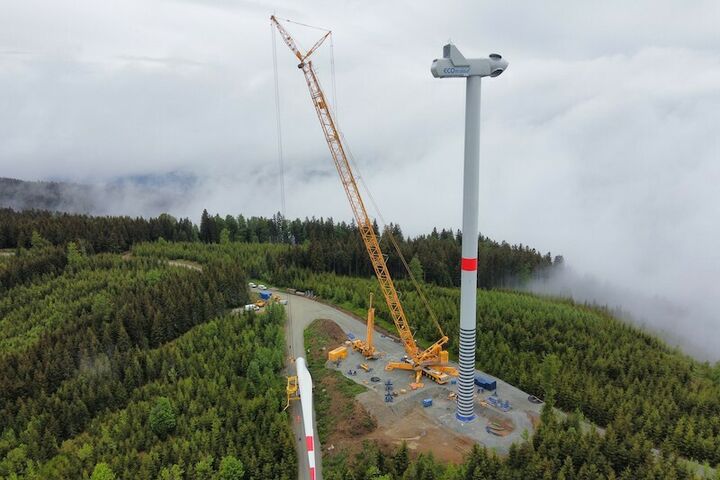 Erstes Windrad des ersten Windparks in Kärnten errichtet