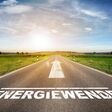 energiewende, energiekosten, strompreis, stromtarife, strompreise, strompreiserhöhung, stromanbieter, anbieter, stromkosten, energiewandel, energiemanagement, management, energieeffizienz, effizienz, energie, senken, sparen, effiziens, verbrauch, energien, energiewirtschaft, erneuerbare, wort, begriff, hinweis, info, strom, heizung, energieverbrauch, solarenergie, umwelt, ökologie, ökologisch, klimaschutz, förderung, elektrizität, straße, landstraße, weg, text, sonne, himmel, wolken, horizont, landschaft, richtung