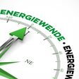 Energiewende für Effizenz und Nachhaltigkeit als Konzept auf einem Kompass