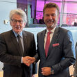 Thierry Breton, EU-Kommissar für den Binnenmarkt, und Stefan Gubi, GF der Windhager Gruppe