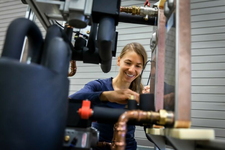 Projekt LC150 von Fraunhofer ISE mit Effizienzrekord: Mit nur 124 Gramm Propan wurde eine Heizleistung von 12,8 kW erreicht