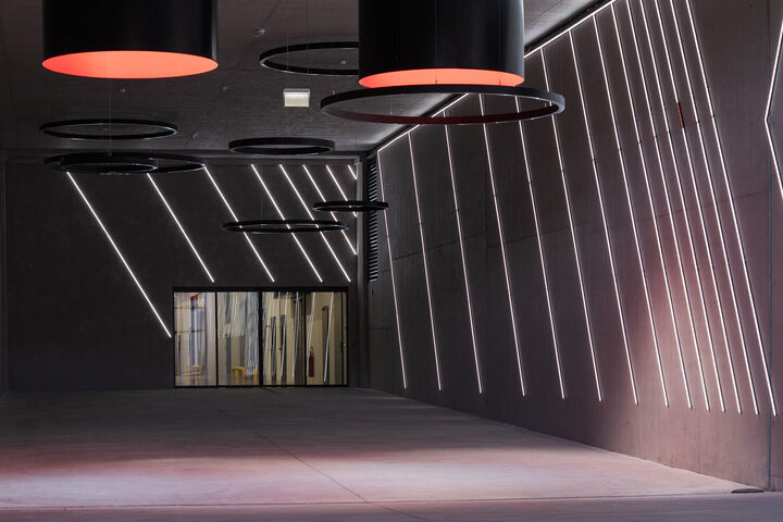 ATP architekten ingenieure wurde mit dem German Design Award 2024 für den Firmensitz von Ceratizit Austria in der Kategorie „Excellent Architecture“ ausgezeichnet