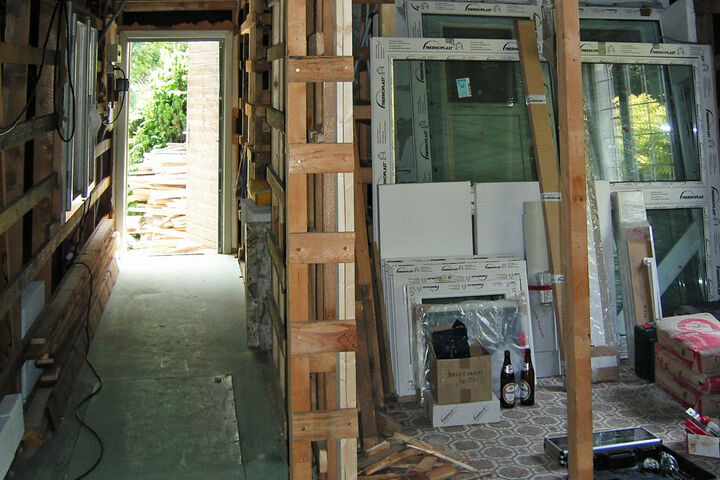 Renovierungsarbeiten und Baustelle