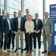 Klaus Göthling (Apleona), Georg Maier (Siemens Real Estate CEE), Thomas Winter (CEO Apleona Austria), Bernd Ulbricht (CFO Siemens Austria), Andreas Schmidt-Pöstion (CFO Apleona Austria), Sonja Morgenbesser (Siemens Real Estate Austria com.), Thomas Scheuermaier (Siemens Real Estate Austria tec.), Christian Costabel (Siemens Real Estate Head of Management World).