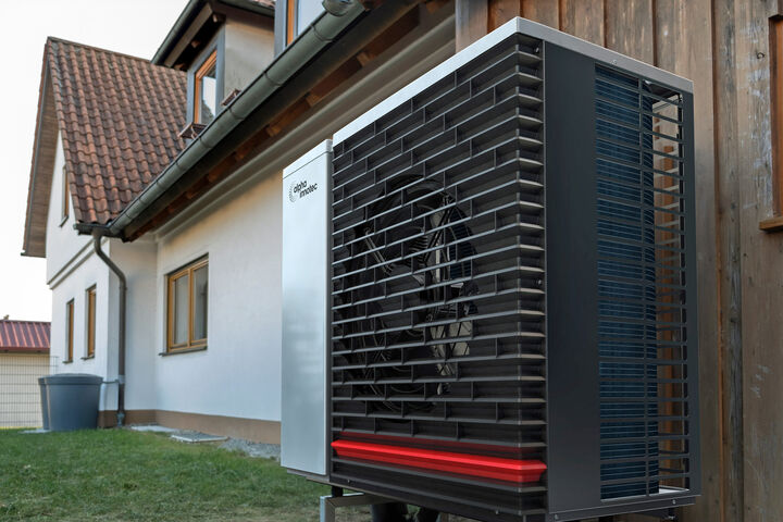 Hybrox Luft-/Wasser-Wärmepumpe von alpha innotec