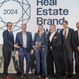 Real Estate Brand Award Verleihung in Berlin - ATP-Vertreter (m/w) aus Deutschland und Österreich nehmen den Preis entgegen