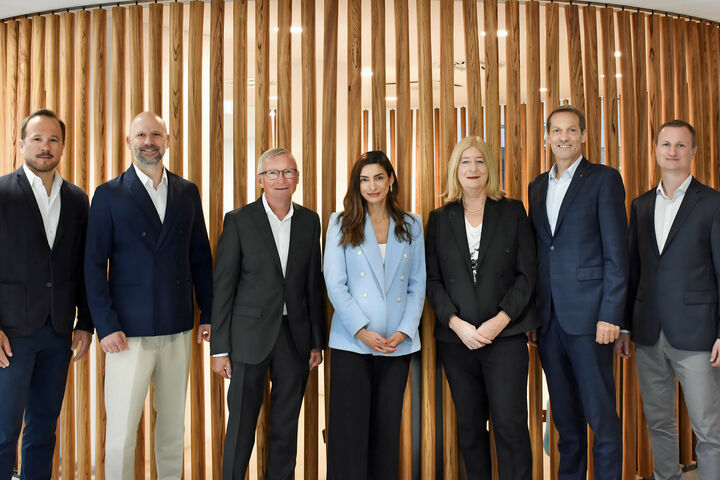 Aufsichtsrat und Vorstand der DELTA AG von links nach rechts: Rene Noisternig, Wolfgang Gomernik, Wilhelm Greiner, Christina Lang, Helga Juri, Wolfgang Kradischnig, David Greiner