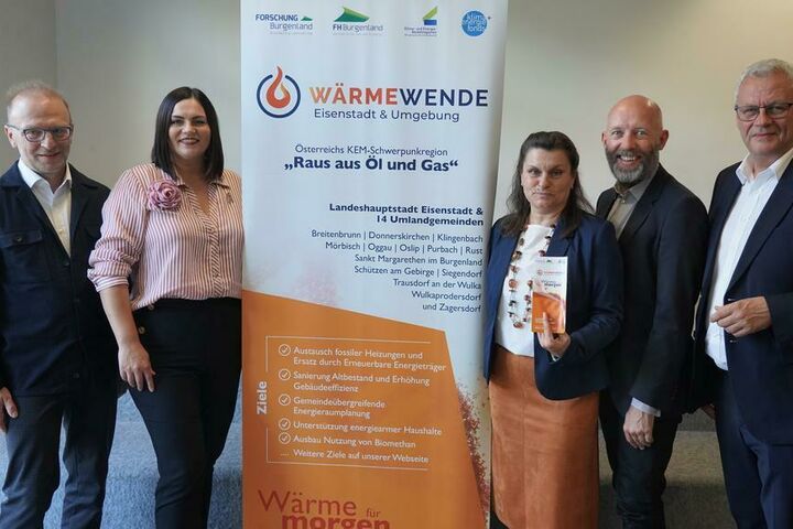 Bernd Vogl, Geschäftsführer des Klima- und Energiefonds; Landeshauptmann-Stellvertreterin Astrid Eisenkopf; Marion Schönfeldinger, Projektleiterin Forschung Burgenland; Marcus Keding, Geschäftsführer Forschung Burgenland und Bürgermeister Landeshauptstadt Eisenstadt Thomas Steiner