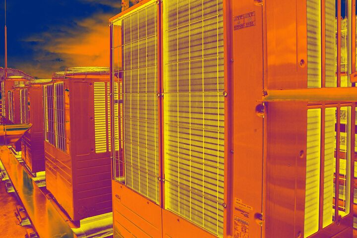 VRF-System zum Heizen und Kühlen (Luft-Luft-Wärmepumpen)
