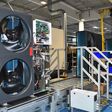 Big Aquarea Luft-/ Wasser-Wärmepumpen werden nun im Panasonic-Werk in Borská Pole in Pilsen, Tschechische Republik produziert