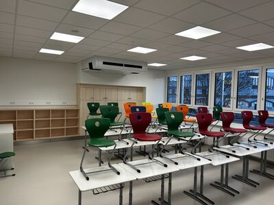 © ATREA ATREA Lüftungsgerät in Klassenzimmer