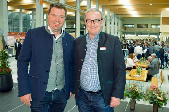 Geschäftsführer Markus Hargassner (li.) und HLK-Chefredakteur Eberhard Herrmann (re.)