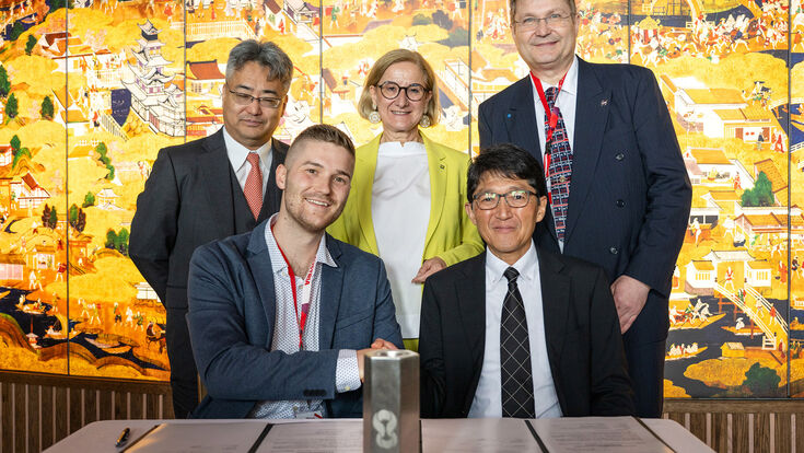 © NLK Pfeffer Memorandum of Understanding Unterzeichnung zwischen HYDROSOLID und SUMIDA.