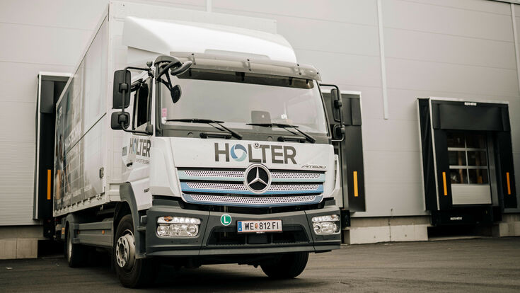 © HOLTER LKW, Laderampe, Lager, Logistik, HOLTER