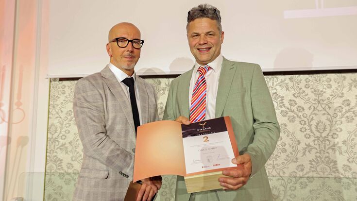 Wirtschaftskammer Salzburg Verleihung Wikarus Wirtschaftspreis im Kavalierhaus Kleßheim; Robert Laabmayr, Geschäftsführer der LINK3 GmbH (rechts) und Martin Hagenstein, GF der Salzburger Nachrichten (links)

Foto: Franz Neumayr 27.5.2025