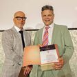 Wirtschaftskammer Salzburg Verleihung Wikarus Wirtschaftspreis im Kavalierhaus Kleßheim; Robert Laabmayr, Geschäftsführer der LINK3 GmbH (rechts) und Martin Hagenstein, GF der Salzburger Nachrichten (links)

Foto: Franz Neumayr 27.5.2025