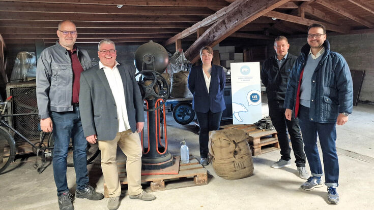 Andreas Rab, Harald Erös, Doris Hofbauer, Alfred Binder, Roland Spitzhirn im neuen Kältetechnik-Museum in Wien