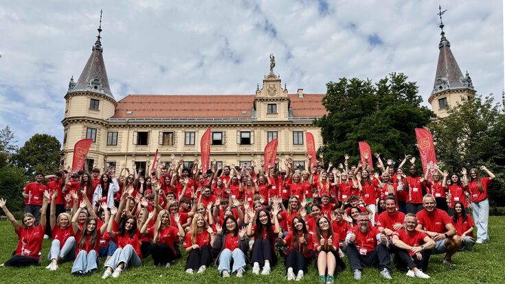 Lehrlinge der GC-Gruppe Österreich beim Lehrlingscamp 2025 im Schloss Puchberg in Wels