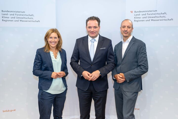 HBM Norbert Totschnig, GF Hildegard Aichberger, SC Juergen Schneider