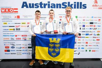 Staatsmeister 2025 Sanitär- und Heizungstechnik, von links  2. Platzierter Michael Gruber, 1. Platzierter Marcel Riener, 3. Platzierter Julian Edinger.