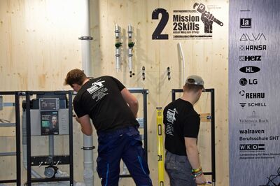 Installateur-Lehrlinge beim Mission2Skills Wettbewerb während der EXPO 2026.