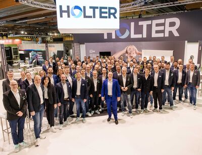 Energiesparmesse, Energiesparmesse 2026, Gruppenfoto des Teams von HOLTER am Messestand