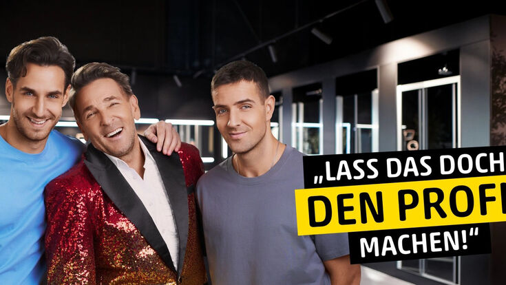 Schauspieler Mark Keller und Söhne Aaron und Joshua posieren für die Kampagne „Lass das doch den Profi machen“