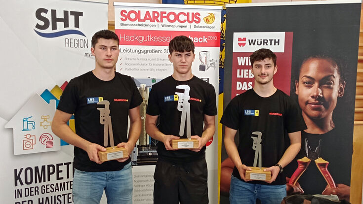 Sieger des niederösterreichischen Landeslehrlingswettbewerbes der Installations- und Gebäudetechniker 2026, von links, Christoph Schwarz (2. Platz), Michael Brandstetter (1. Platz), Xaver Krahofer (3. Platz)