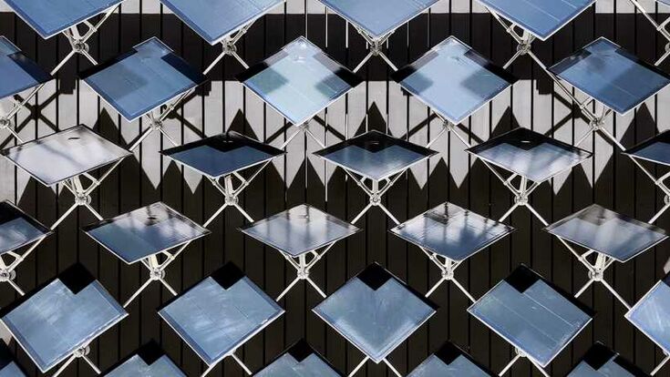 Fassade, Strom