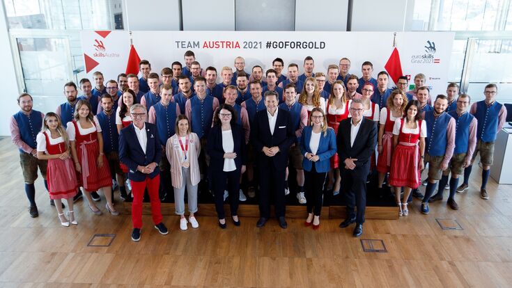 © WKÖ/SkillsAustria/Florian Wieser Team Austria EuroSkills Gruppenbild junge Fachkräfte